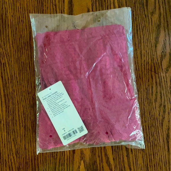 New with tags Lululemon Rest Less Hoodie - Picture 2 of 6